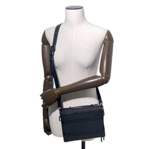 LOUIS VUITTON Handle ・ Soft Trunk Monogram/Taurillon Leather Noir M59163 - Picture 3 of 12